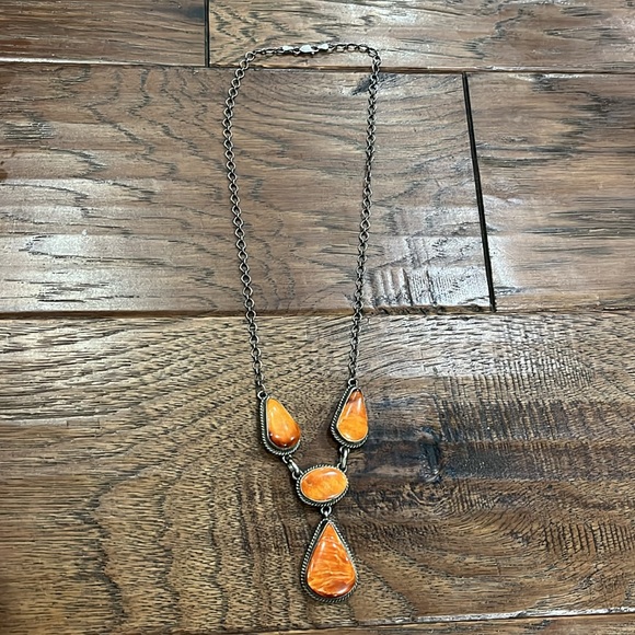 Heritage style - Spinny Oyster necklace - Picture 2 of 2